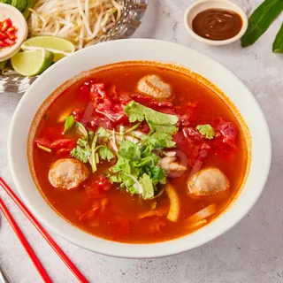 Phô au bœuf saté